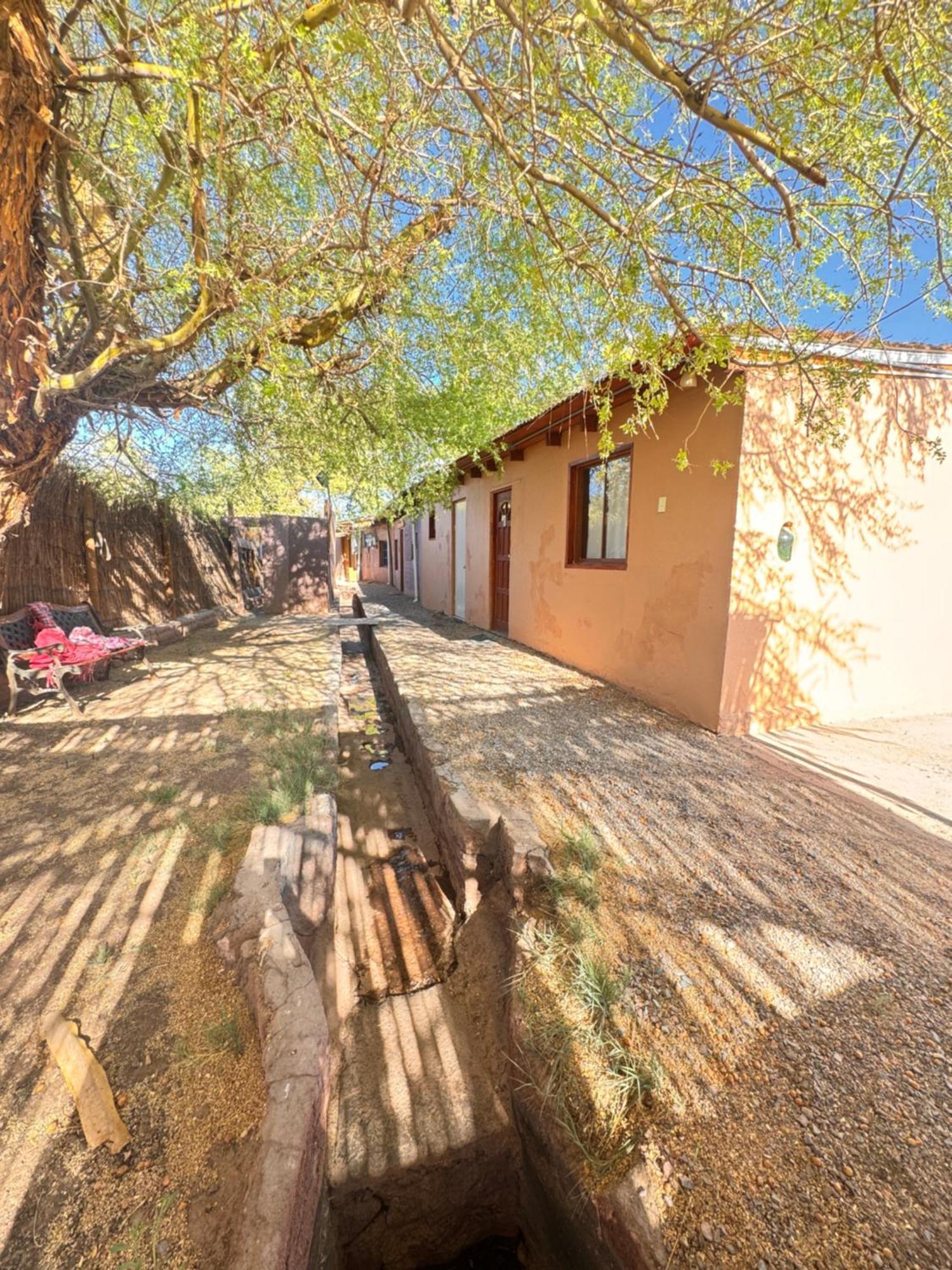 Atacama Lodge Rukazen Rustico San Pedro de Atacama Bagian luar foto